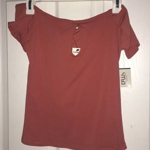 pink, key hole crop top